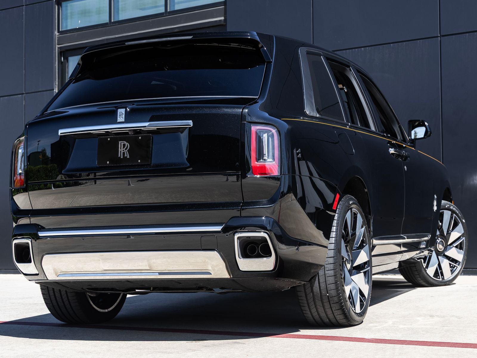 2026 Rolls-Royce Cullinan 
