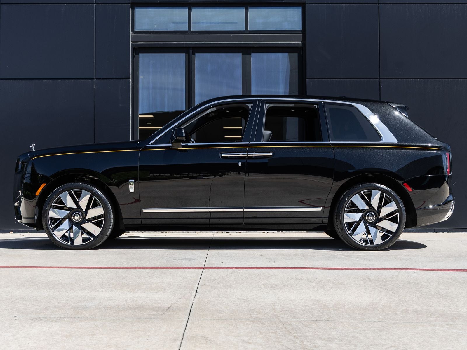 2026 Rolls-Royce Cullinan 