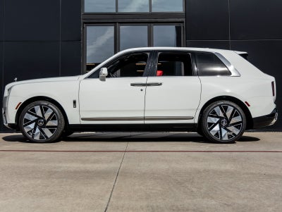 2026 Rolls-Royce Cullinan 