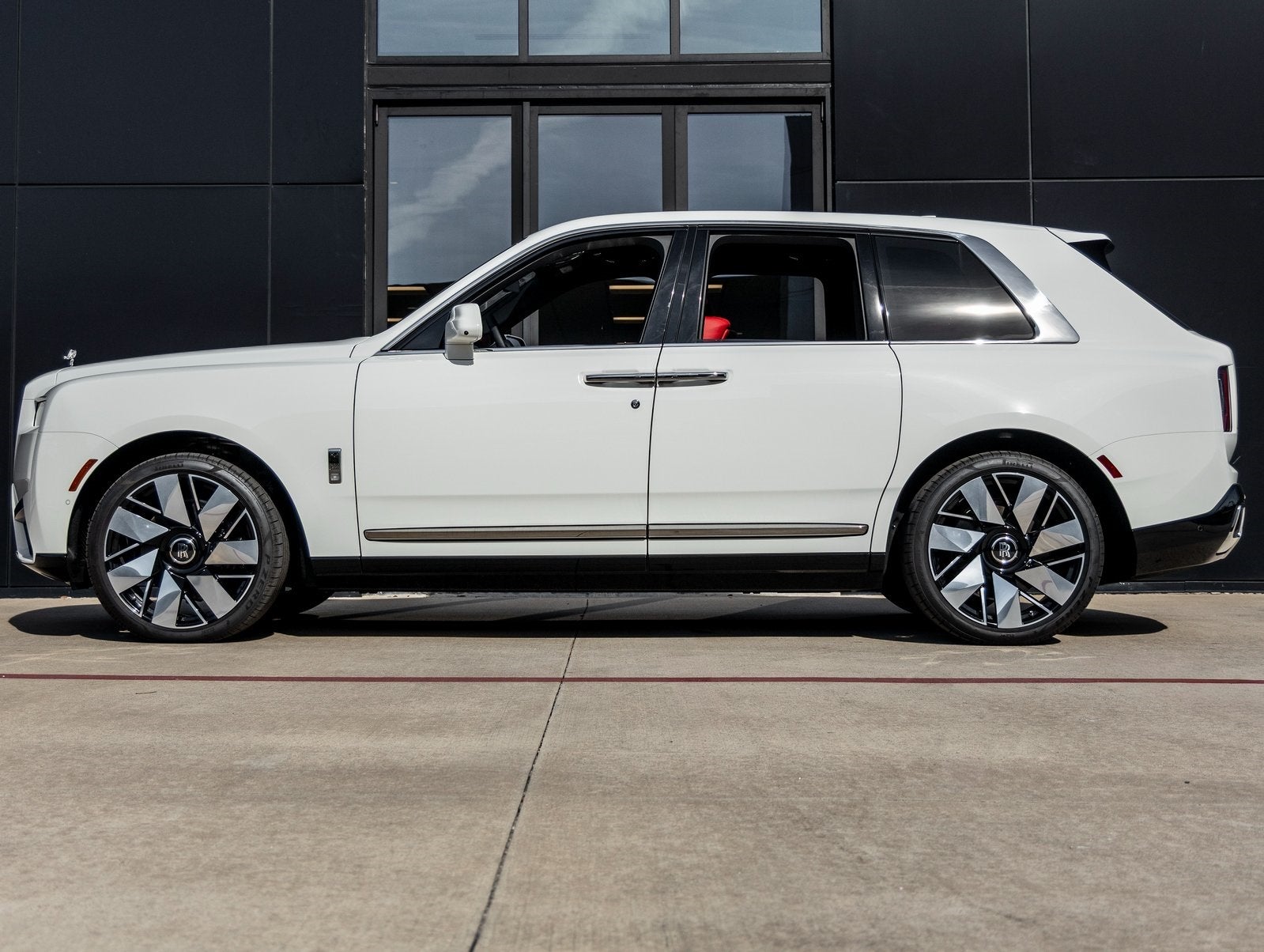 2026 Rolls-Royce Cullinan 