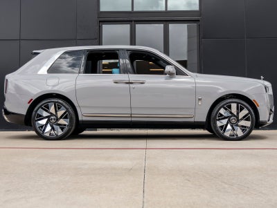 2026 Rolls-Royce Cullinan 