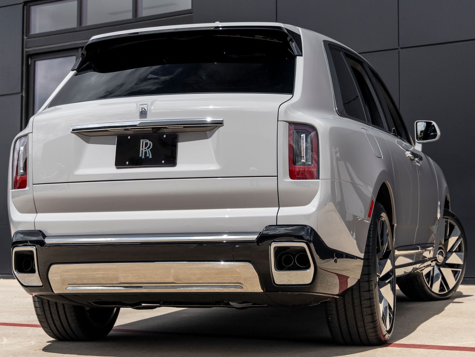 2026 Rolls-Royce Cullinan 