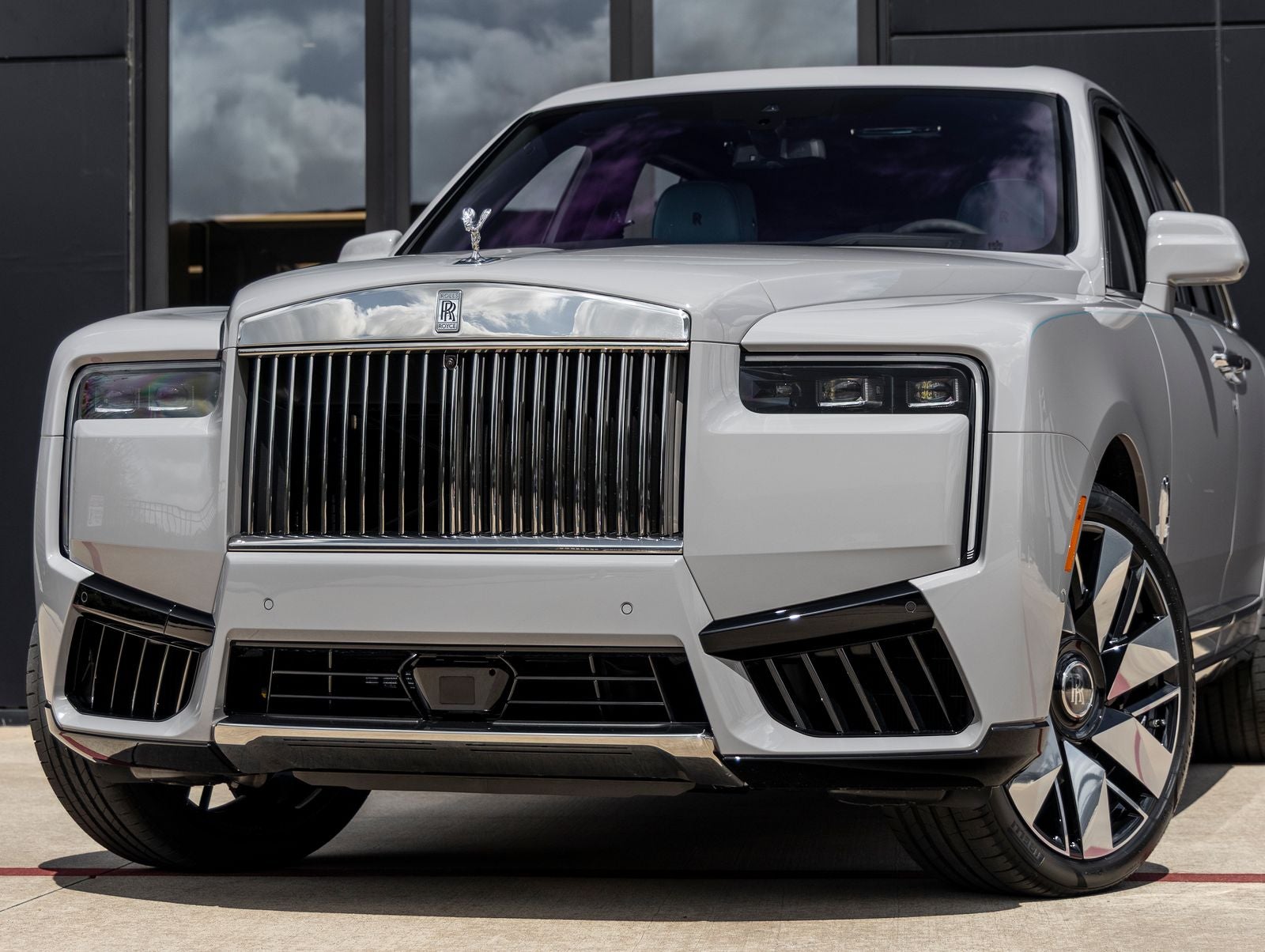 2026 Rolls-Royce Cullinan 