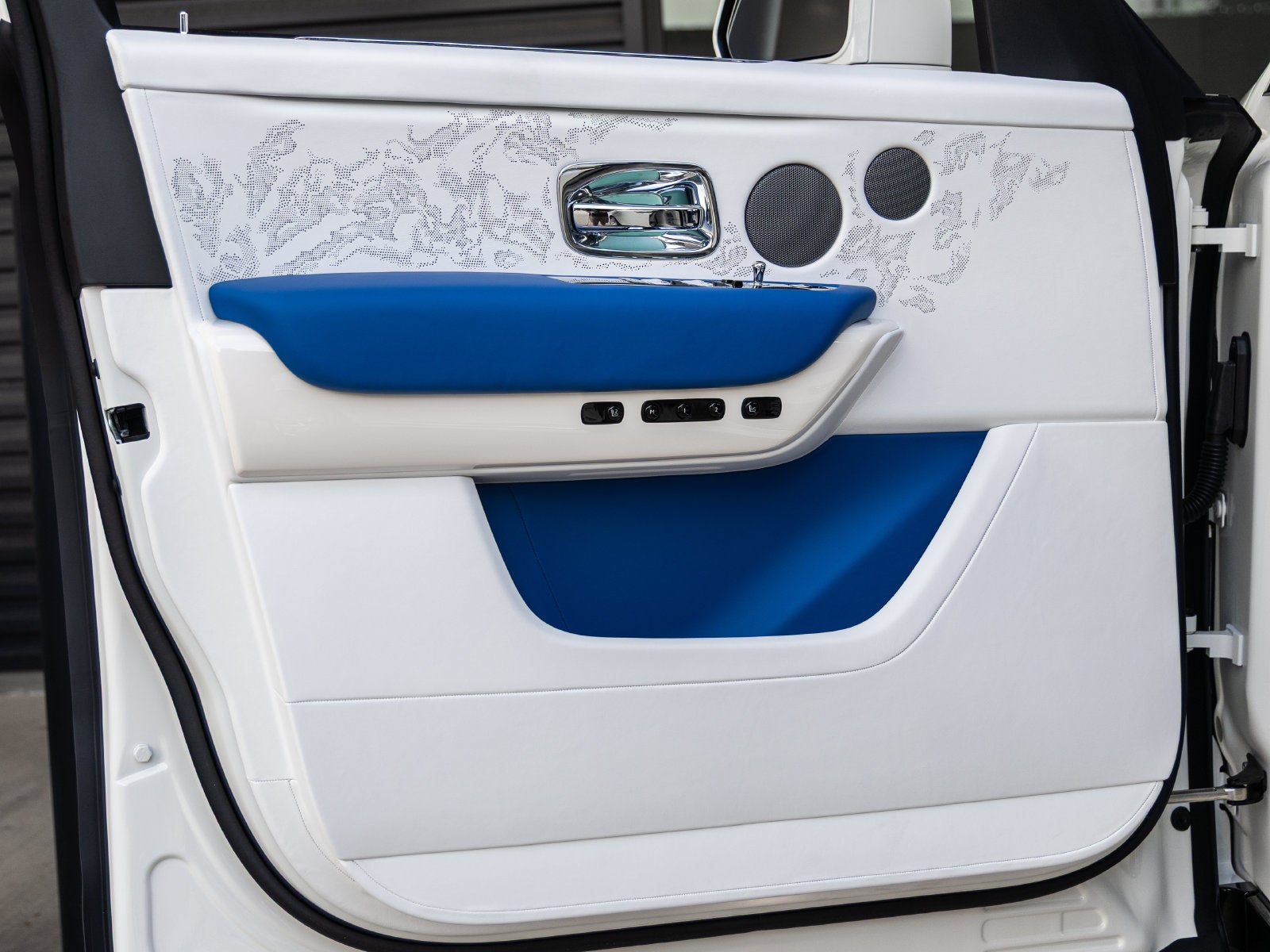 2027 Rolls-Royce Cullinan 