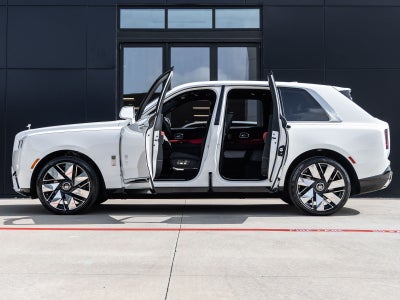 2027 Rolls-Royce Cullinan 
