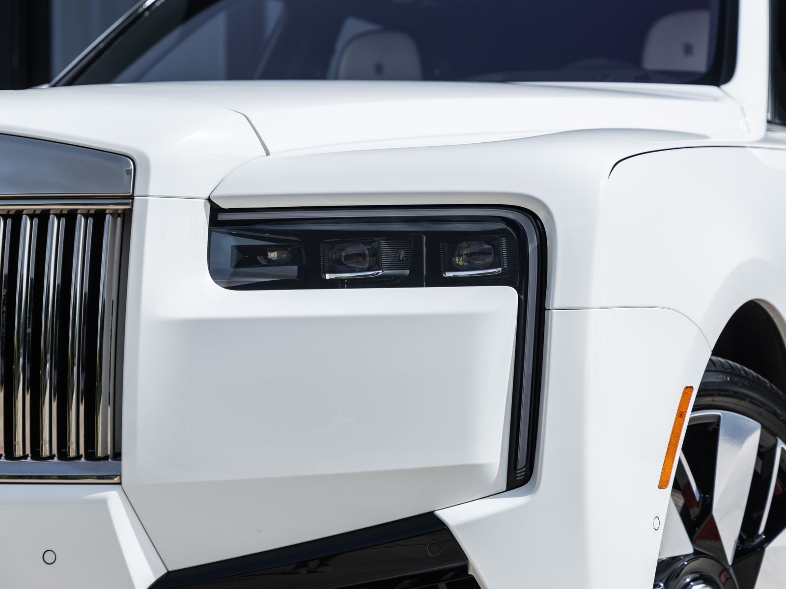 2027 Rolls-Royce Cullinan 
