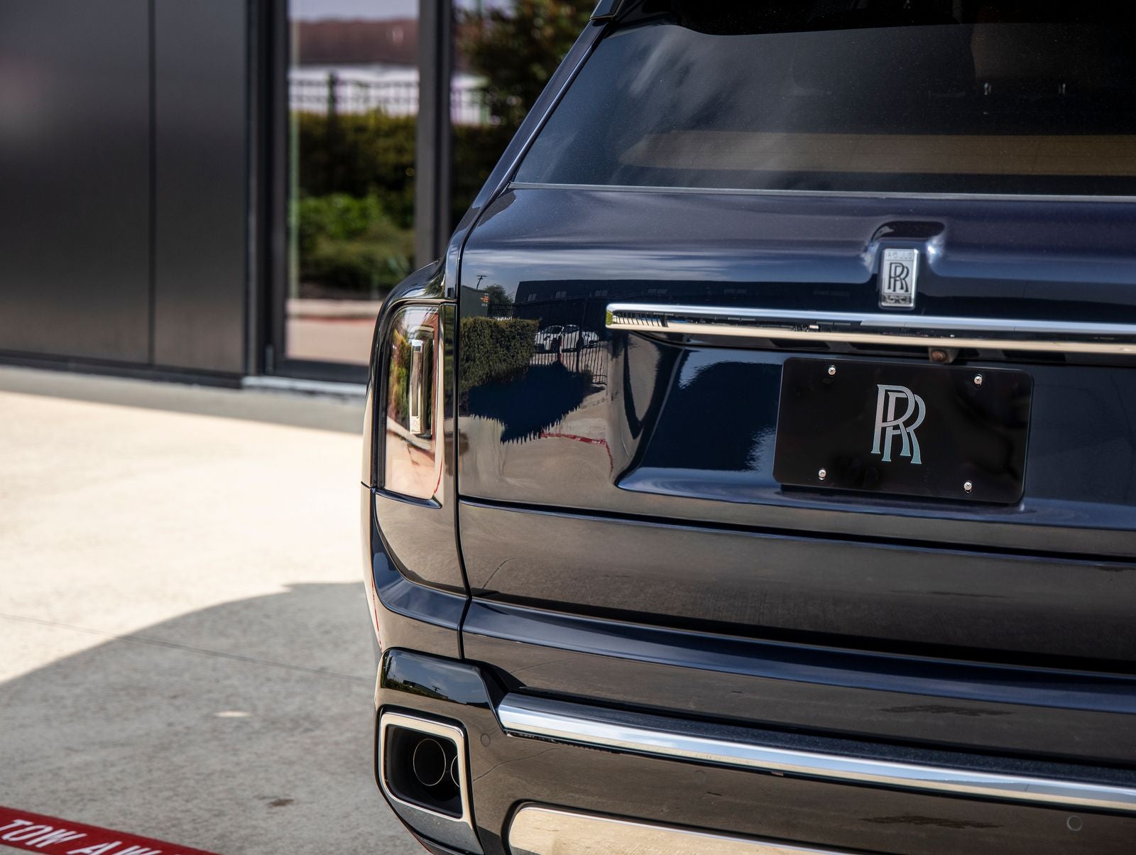 2027 Rolls-Royce Cullinan Base
