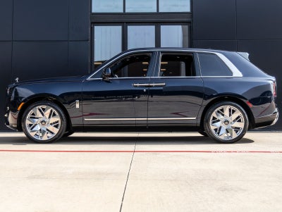 2027 Rolls-Royce Cullinan Base