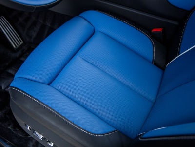 2027 Rolls-Royce Cullinan Base