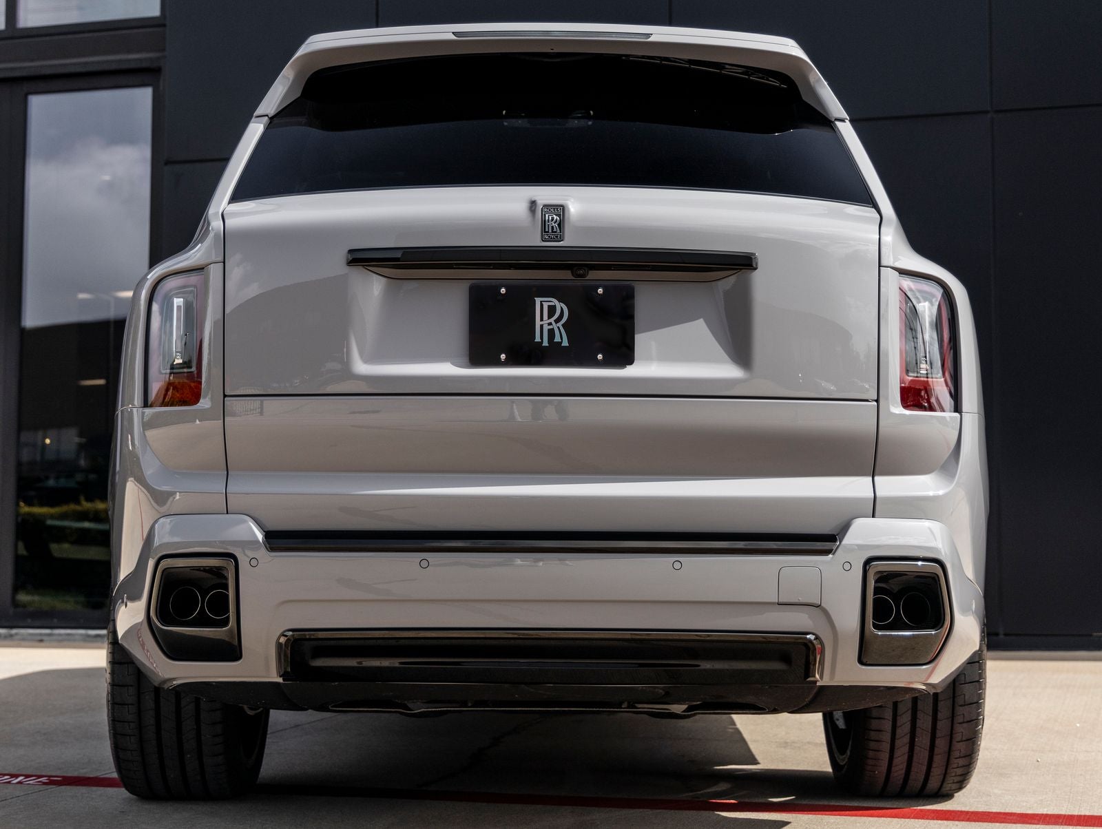 2027 Rolls-Royce Cullinan Black Badge