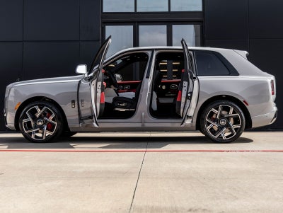 2027 Rolls-Royce Cullinan Black Badge