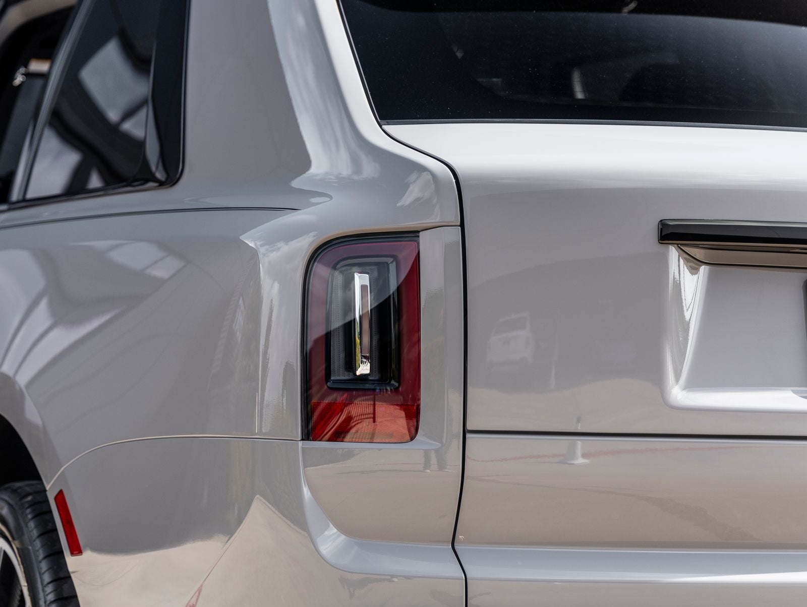 2027 Rolls-Royce Cullinan Black Badge