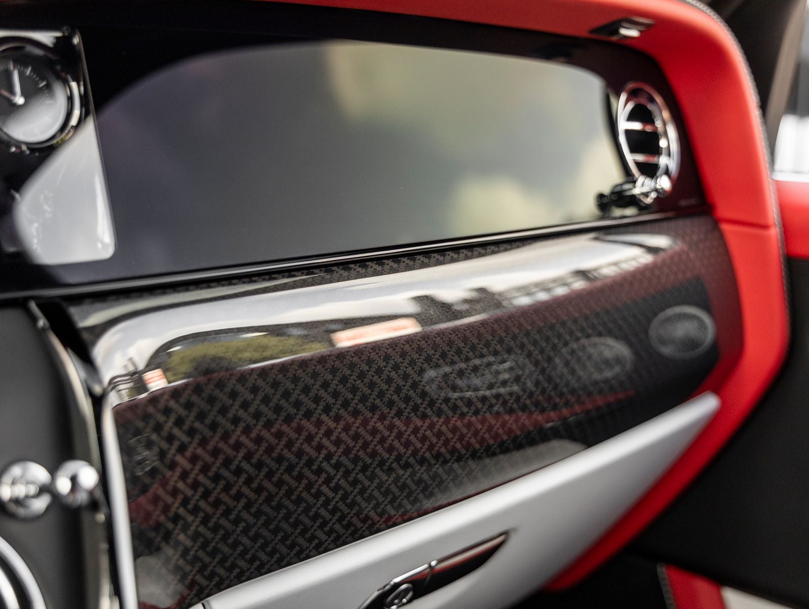2027 Rolls-Royce Cullinan Black Badge