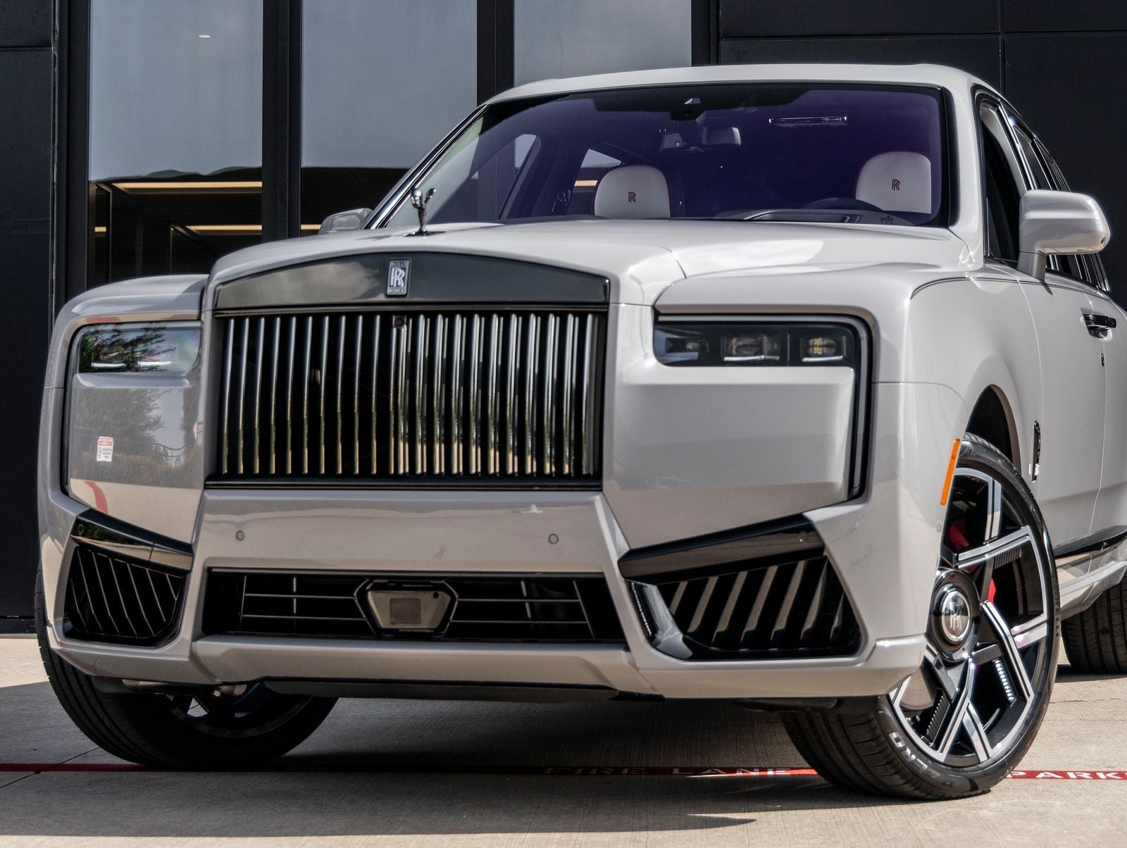 2027 Rolls-Royce Cullinan Black Badge