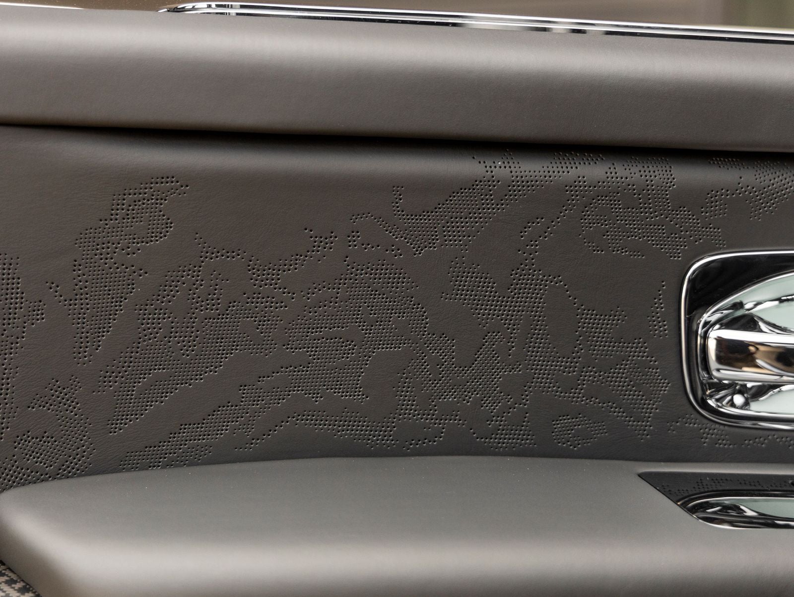 2027 Rolls-Royce Cullinan Black Badge