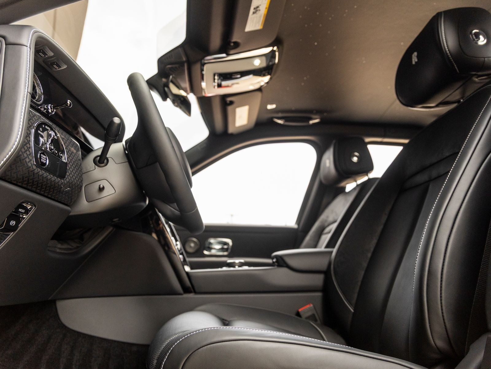 2027 Rolls-Royce Cullinan Black Badge