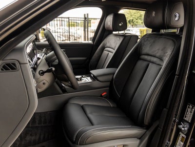 2027 Rolls-Royce Cullinan Black Badge