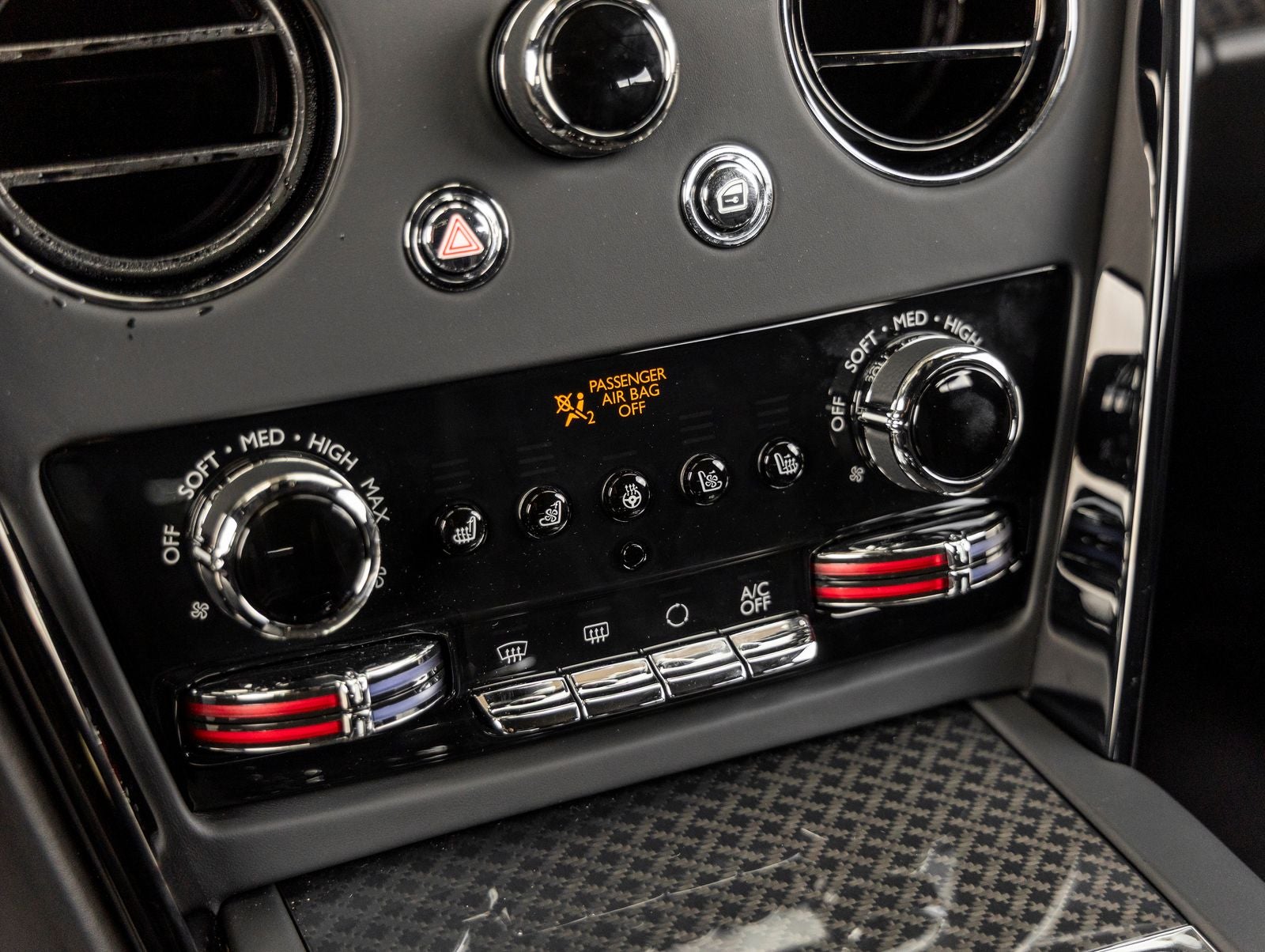 2027 Rolls-Royce Cullinan Black Badge