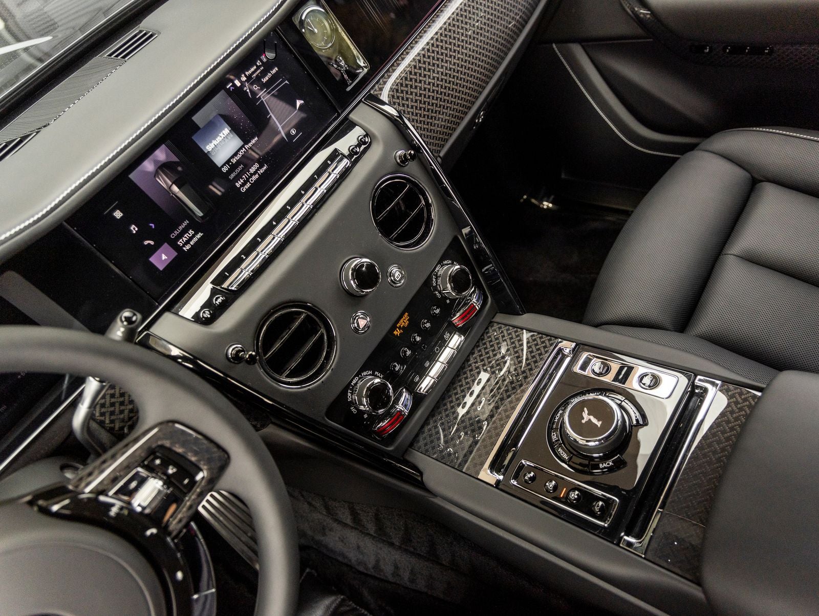 2027 Rolls-Royce Cullinan Black Badge