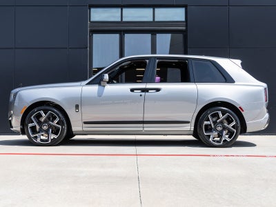 2027 Rolls-Royce Cullinan Black Badge