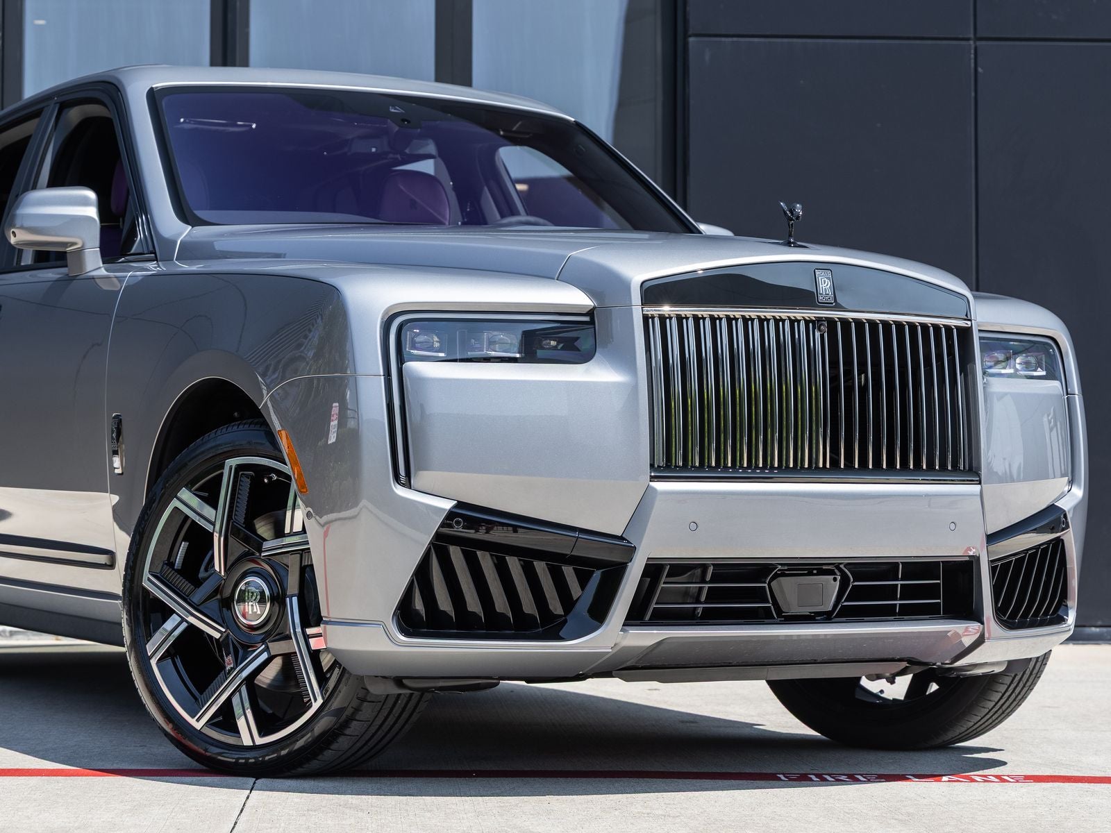 2027 Rolls-Royce Cullinan Black Badge