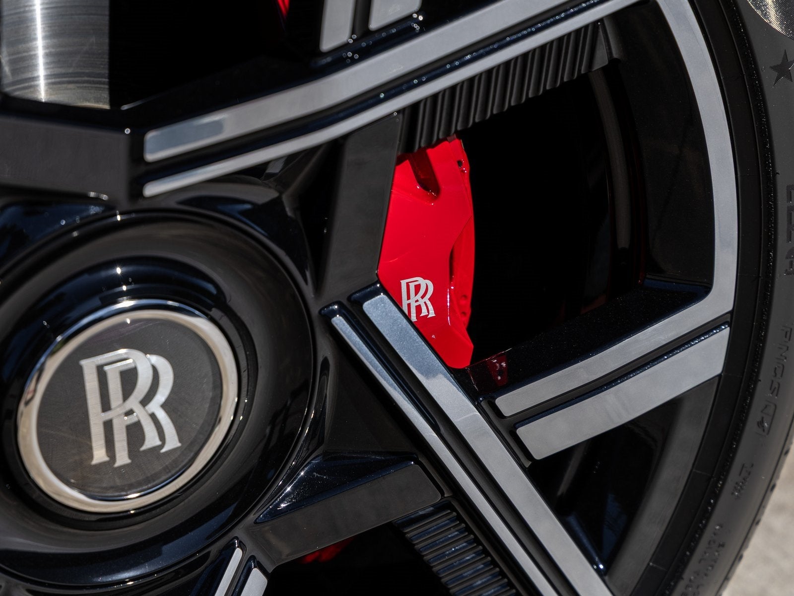 2026 Rolls-Royce Black Badge Cullinan 