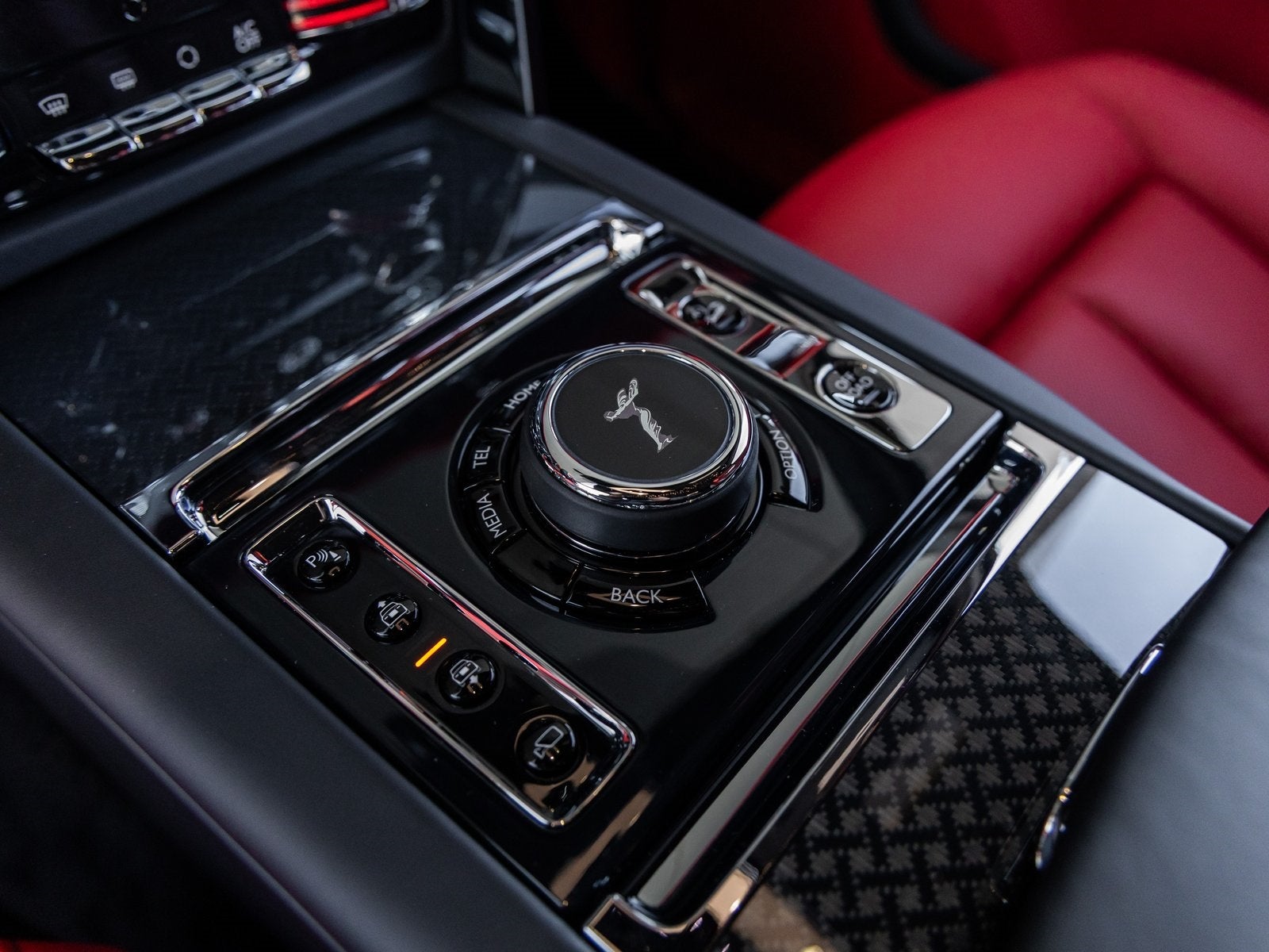 2026 Rolls-Royce Black Badge Cullinan 