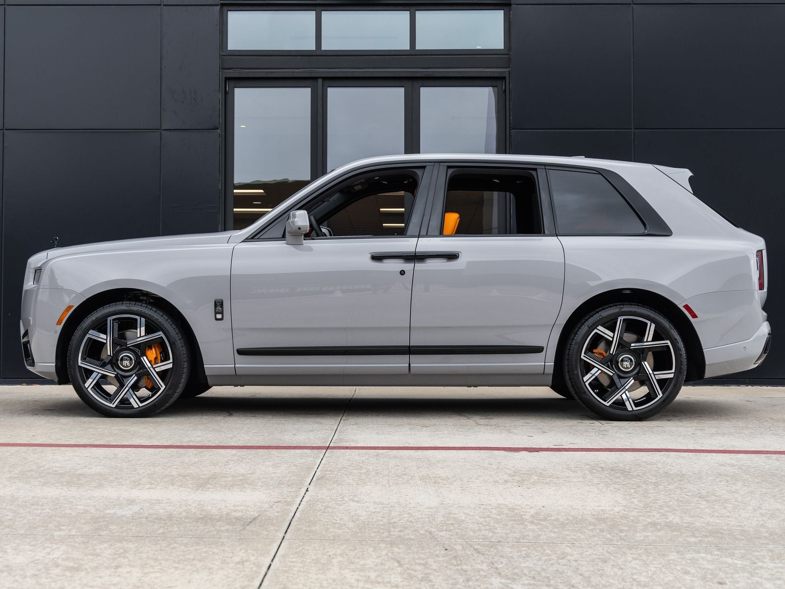2026 Rolls-Royce Cullinan Black Badge