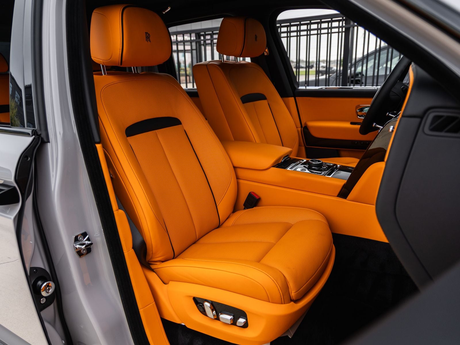 2026 Rolls-Royce Cullinan Black Badge