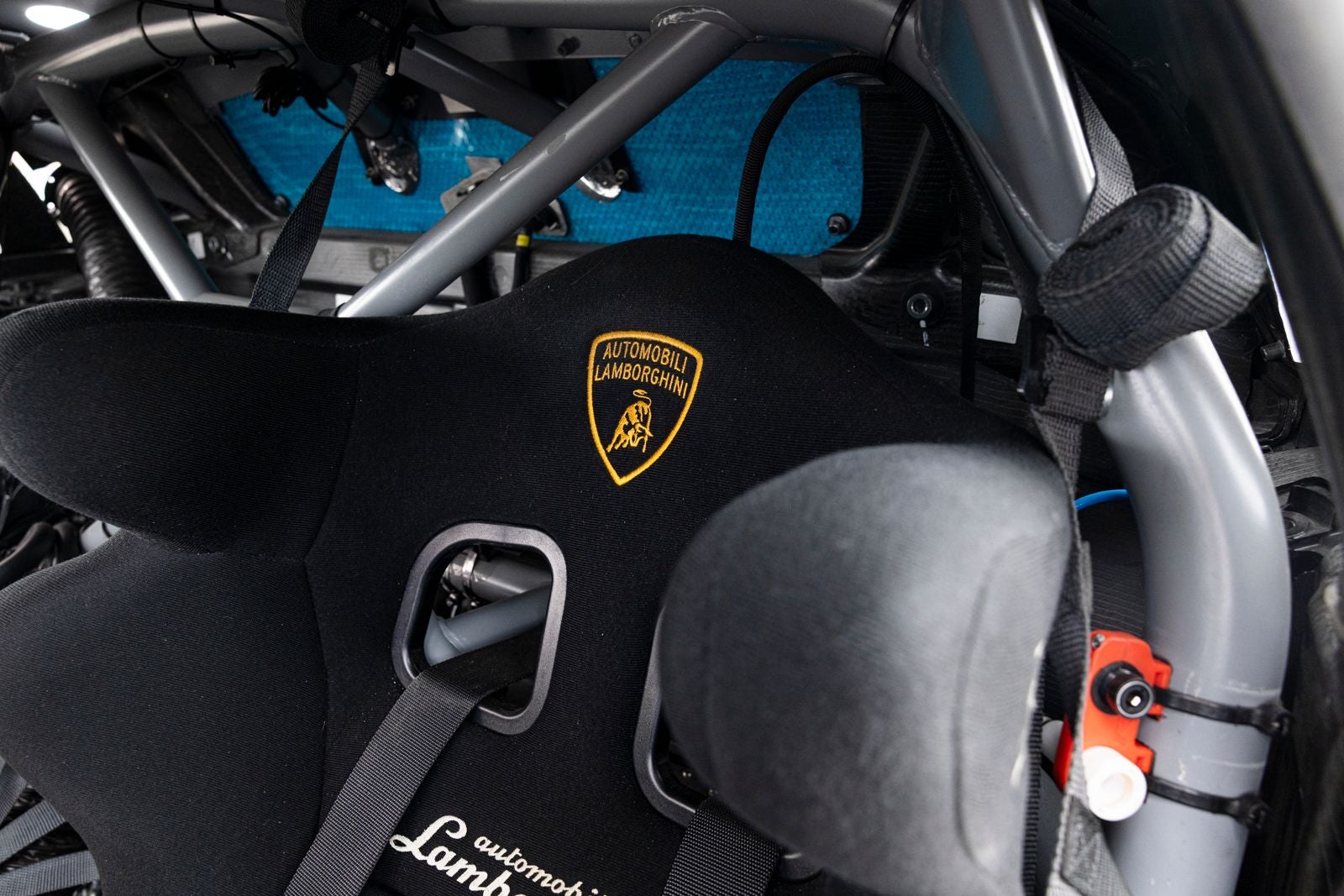 2023 Lamborghini Huracan Super Trofeo Base