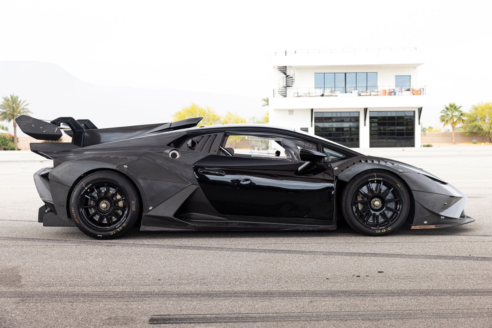 2023 Lamborghini Huracan Super Trofeo Base