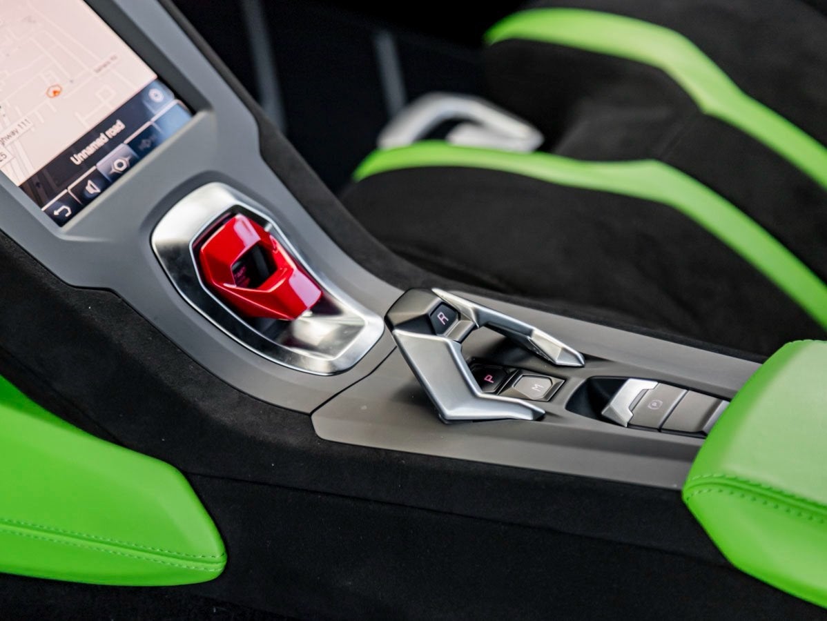 2024 Lamborghini Huracan STO Base