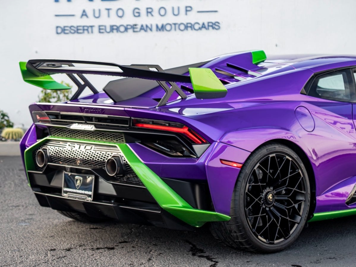 2024 Lamborghini Huracan STO Base
