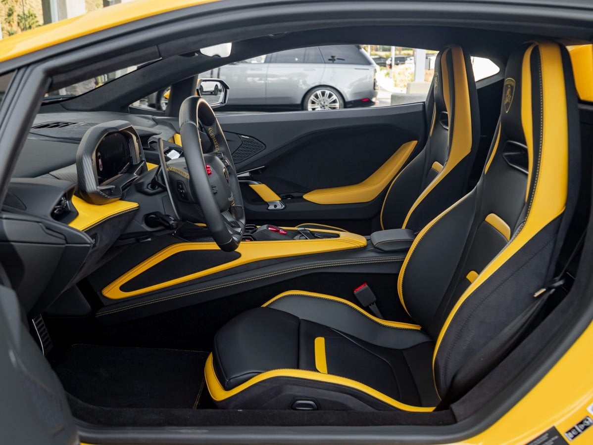 2026 Lamborghini Temerario Base