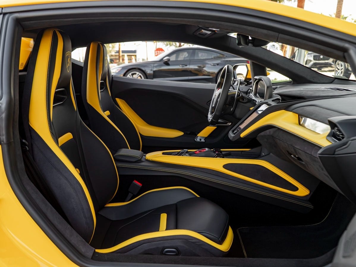 2026 Lamborghini Temerario Base