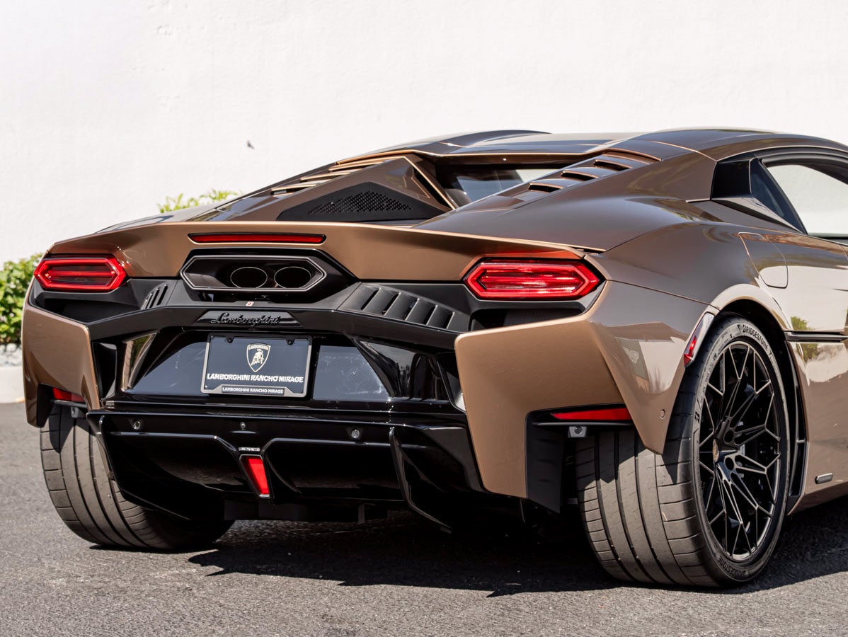 2026 Lamborghini Temerario Base