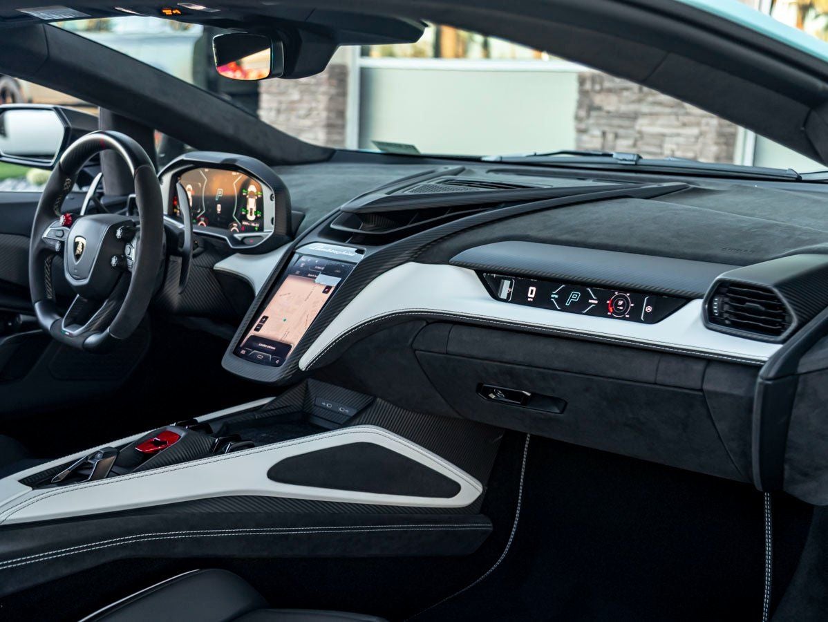 2026 Lamborghini Revuelto Base