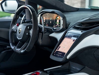 2026 Lamborghini Revuelto Base