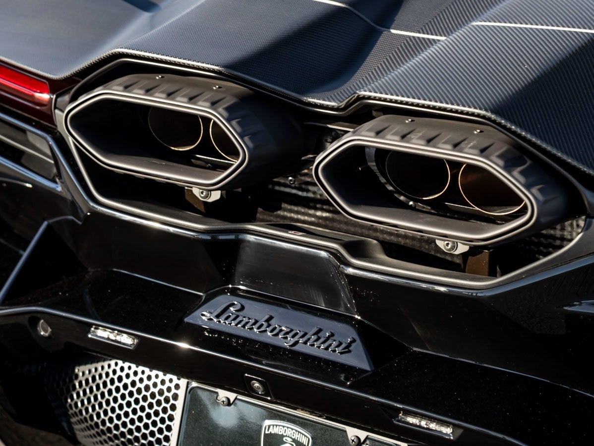 2026 Lamborghini Revuelto Base