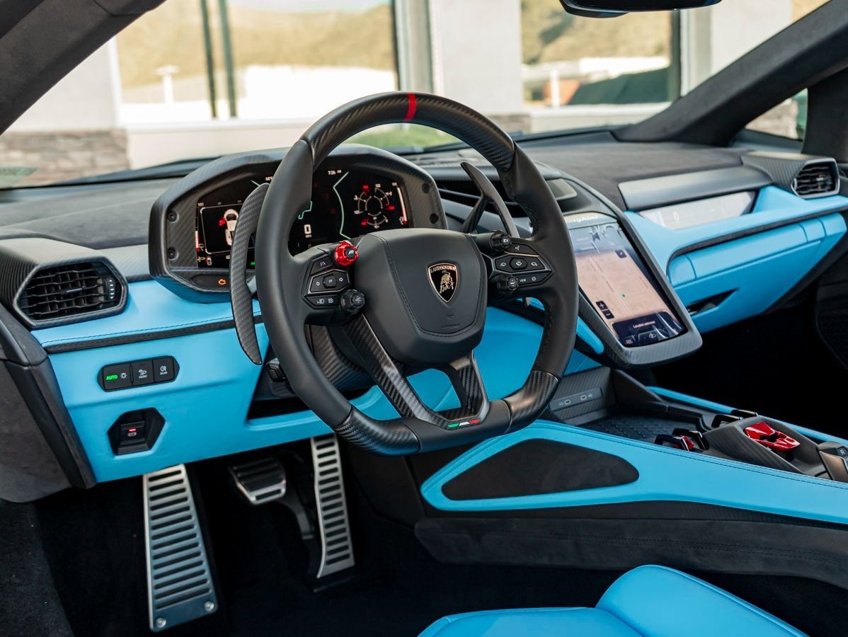 2026 Lamborghini Revuelto Base