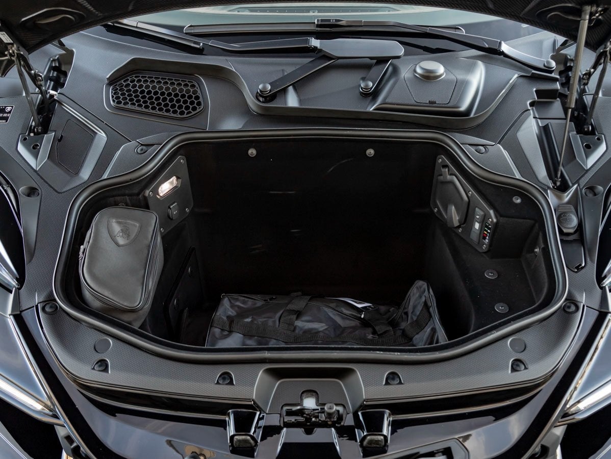 2026 Lamborghini Revuelto Base