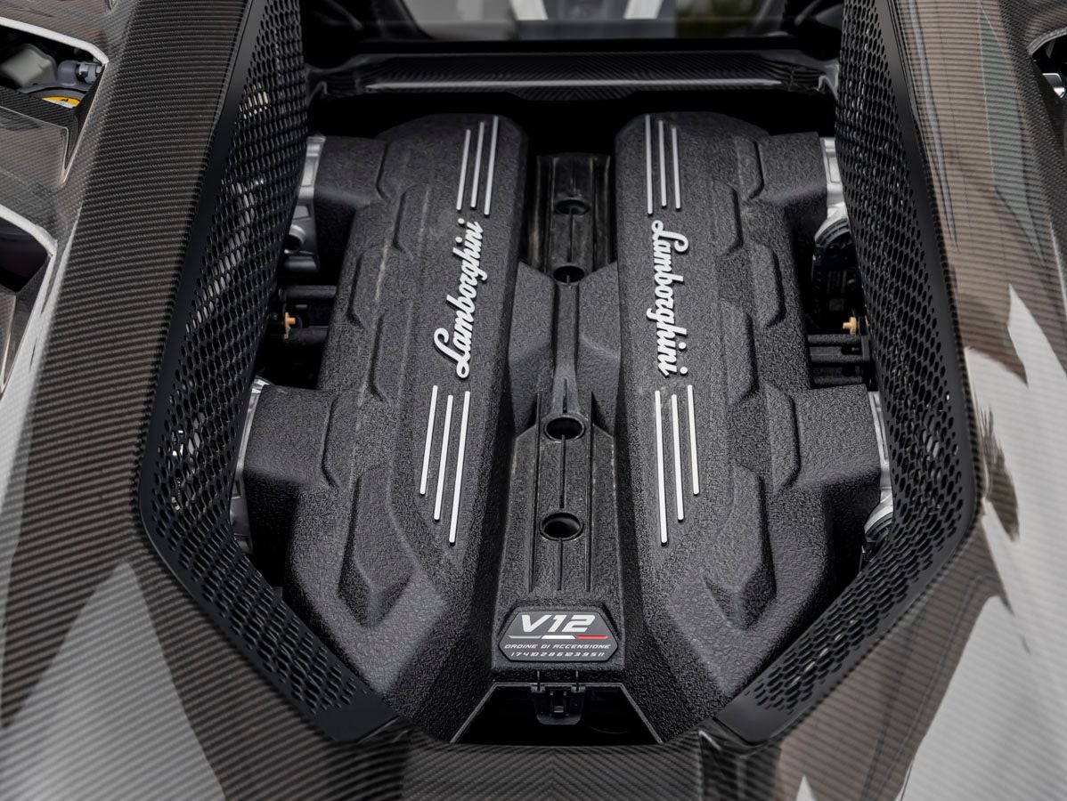 2026 Lamborghini Revuelto Base