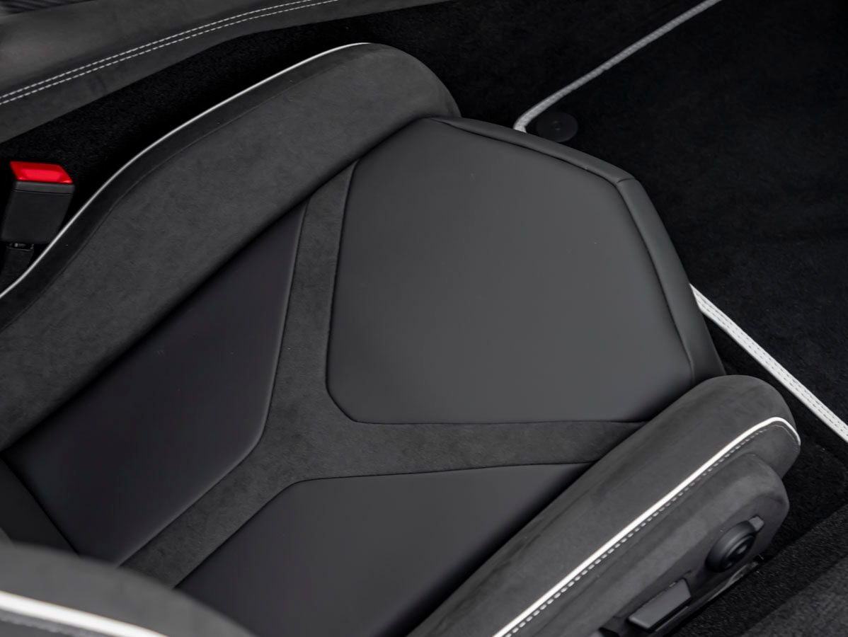 2026 Lamborghini Revuelto Base