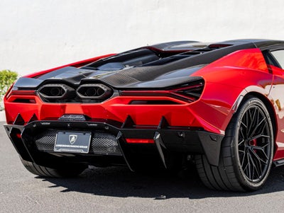 2026 Lamborghini Revuelto Base