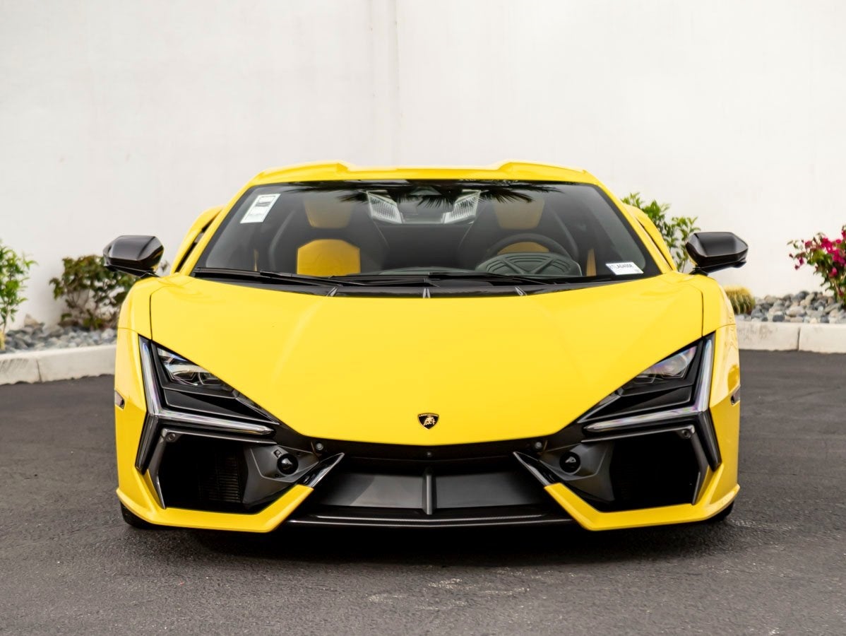 2026 Lamborghini Revuelto Base