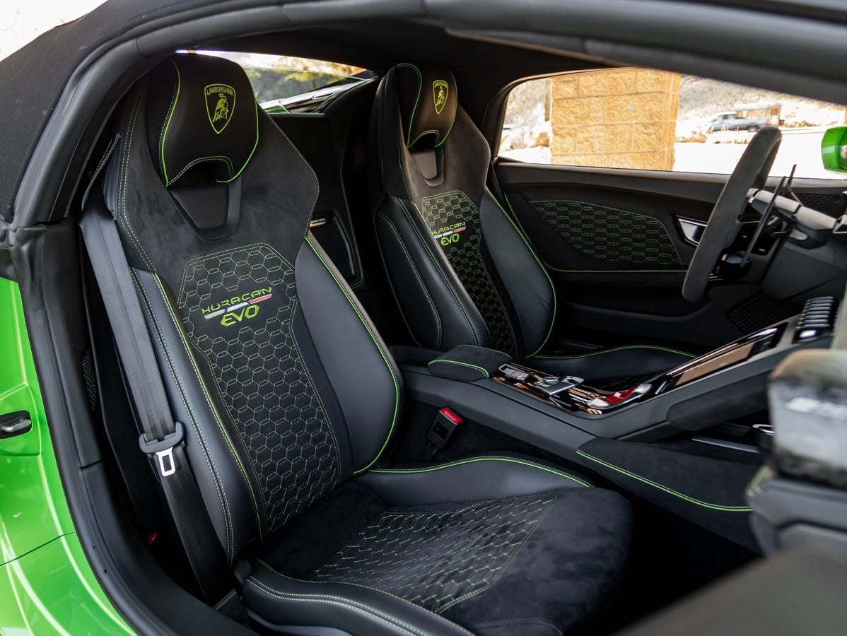 2020 Lamborghini Huracan EVO Base