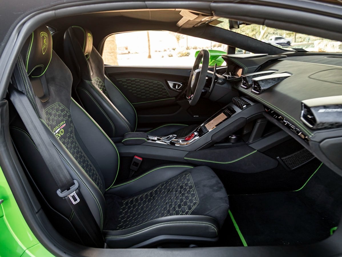 2020 Lamborghini Huracan EVO Base