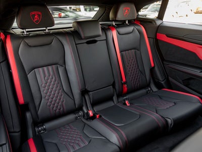 2026 Lamborghini Urus SE