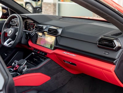 2026 Lamborghini Urus SE