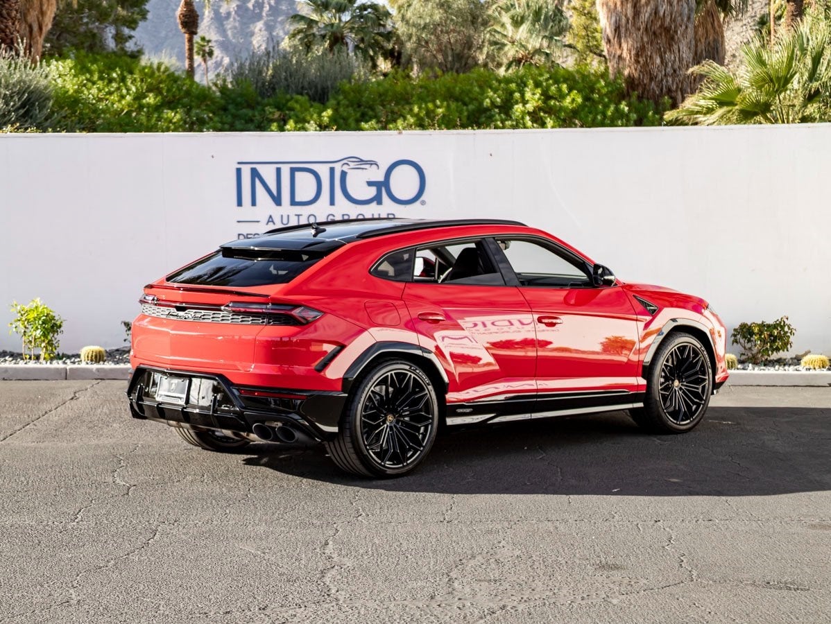 2026 Lamborghini Urus SE